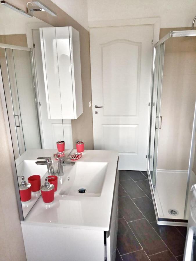 Red Tower Venice Apartment - 2 Mins From Vce Airport- Free Wifi Tessera Luaran gambar