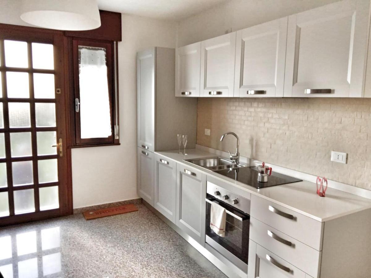 Red Tower Venice Apartment - 2 Mins From Vce Airport- Free Wifi Tessera Luaran gambar