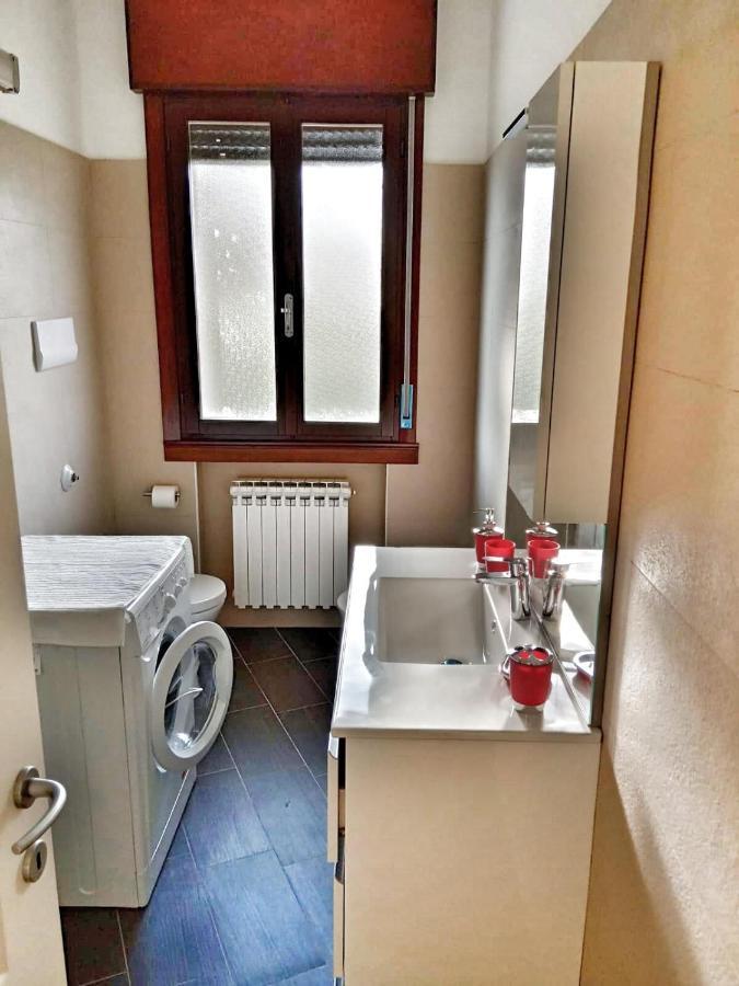Red Tower Venice Apartment - 2 Mins From Vce Airport- Free Wifi Tessera Luaran gambar