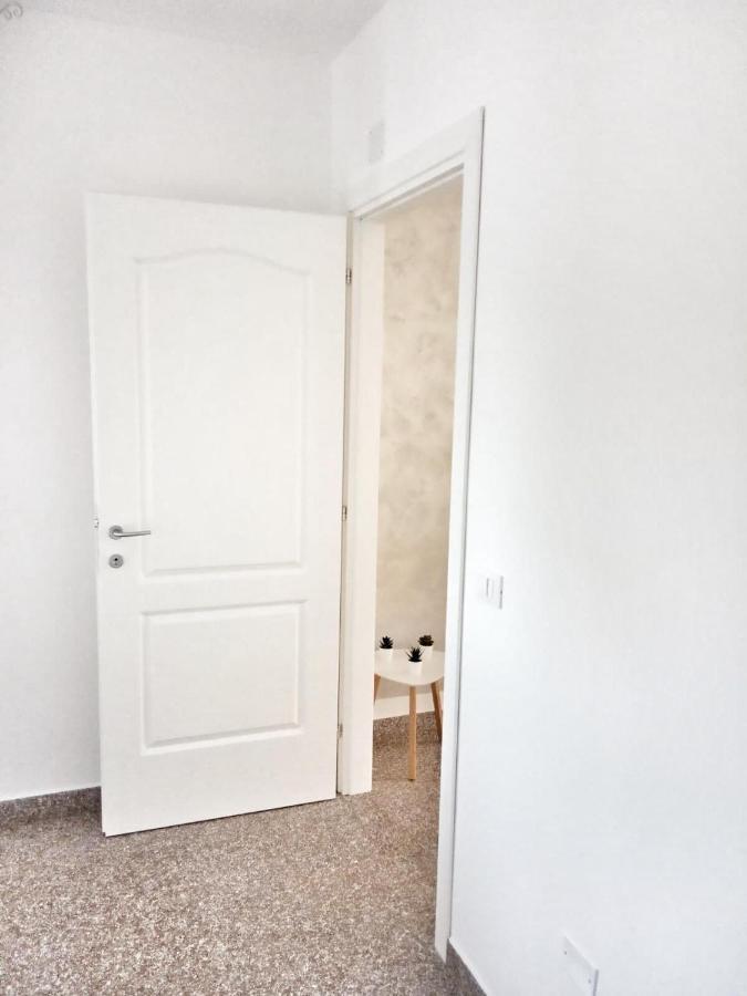 Red Tower Venice Apartment - 2 Mins From Vce Airport- Free Wifi Tessera Luaran gambar