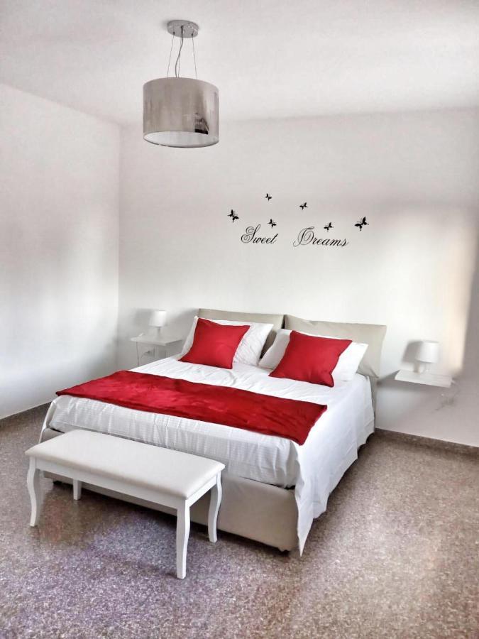 Red Tower Venice Apartment - 2 Mins From Vce Airport- Free Wifi Tessera Luaran gambar