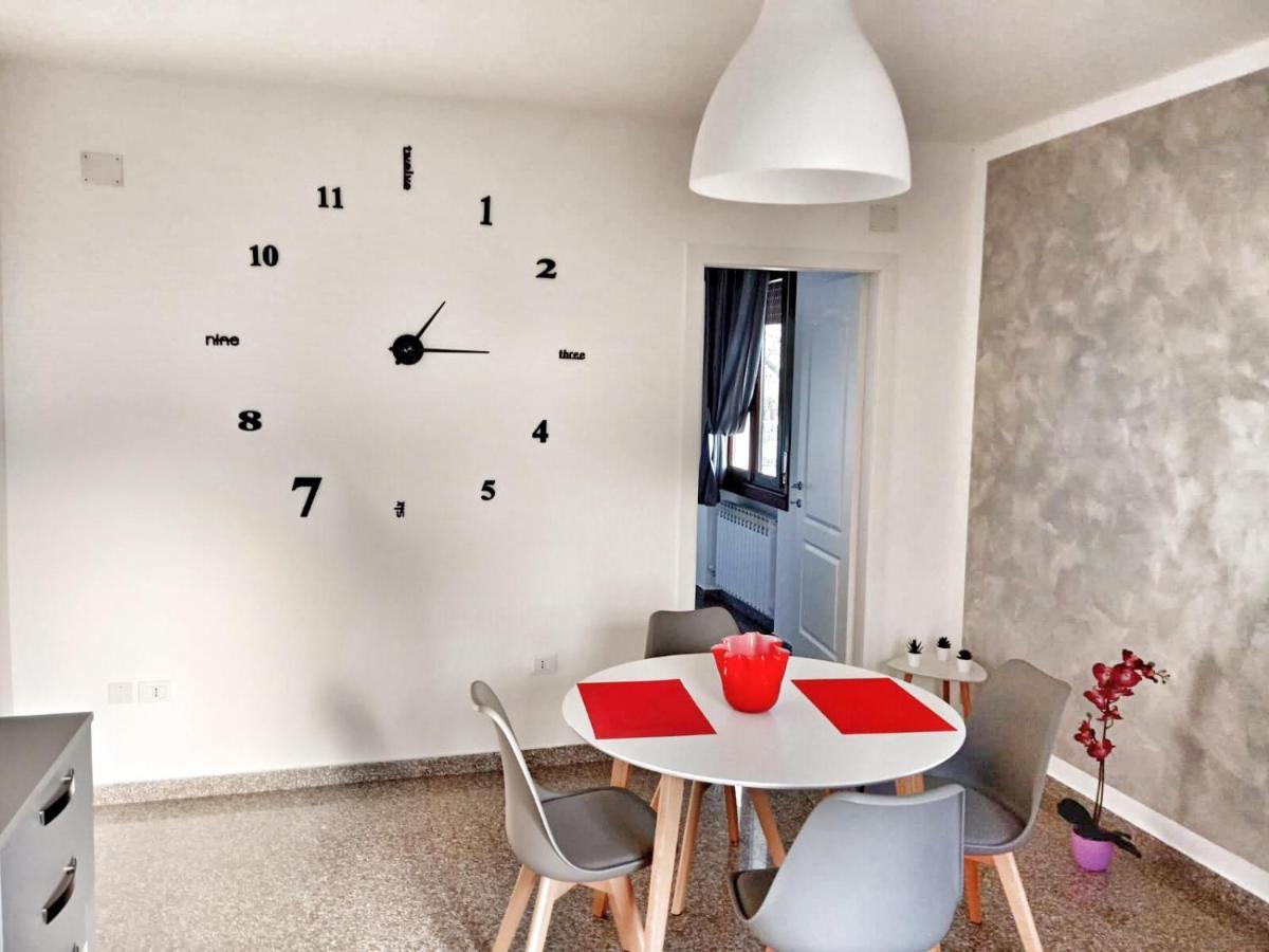 Red Tower Venice Apartment - 2 Mins From Vce Airport- Free Wifi Tessera Luaran gambar