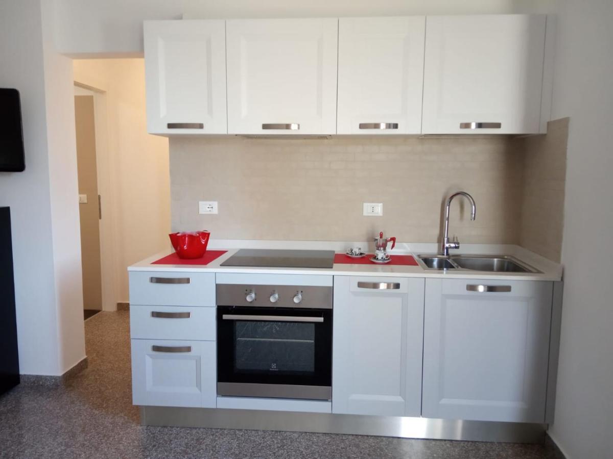 Red Tower Venice Apartment - 2 Mins From Vce Airport- Free Wifi Tessera Luaran gambar
